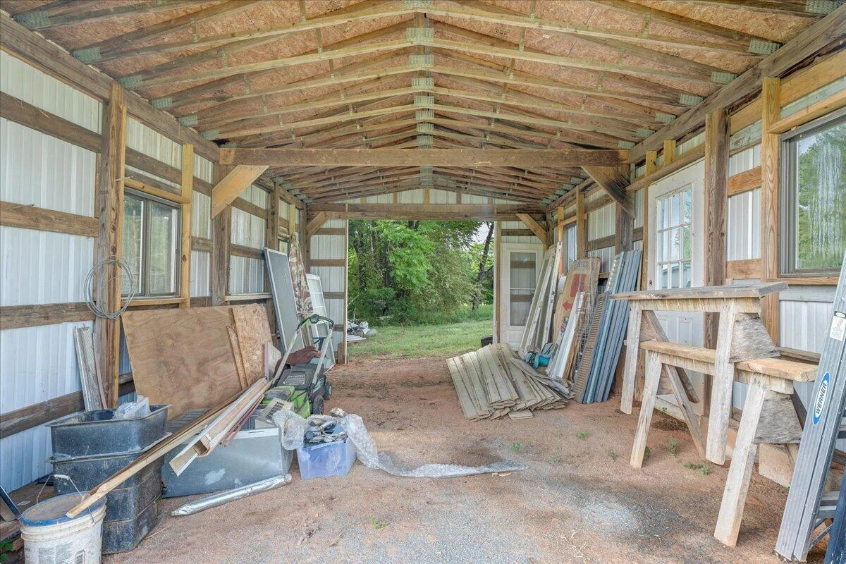 193 Simmons Creek RD - Photo 57