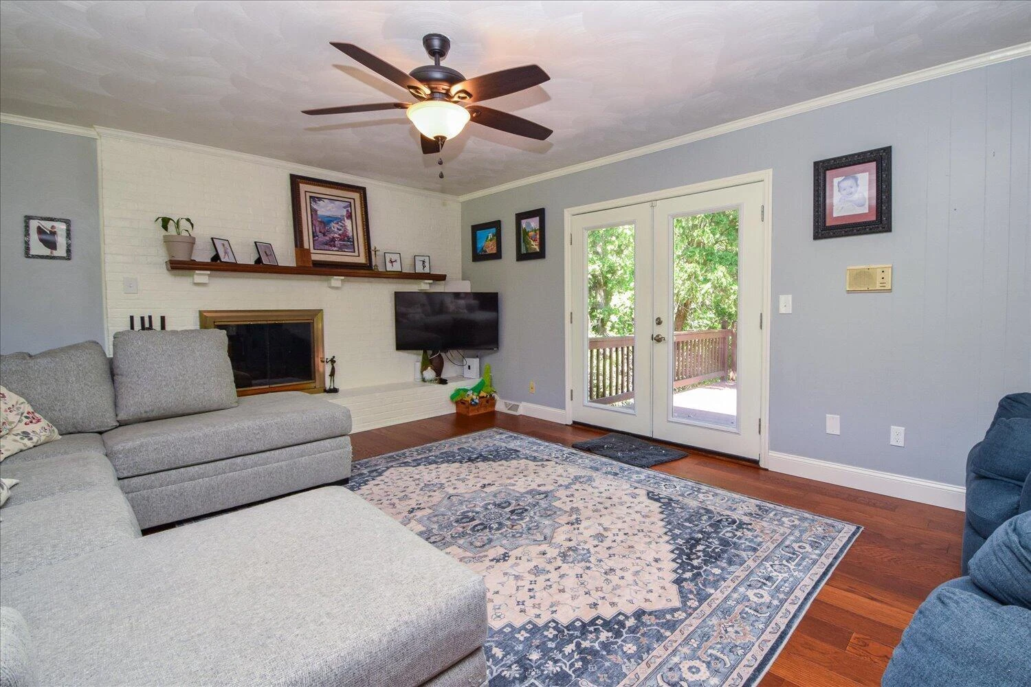 8029 Hilltop DR - Photo 10
