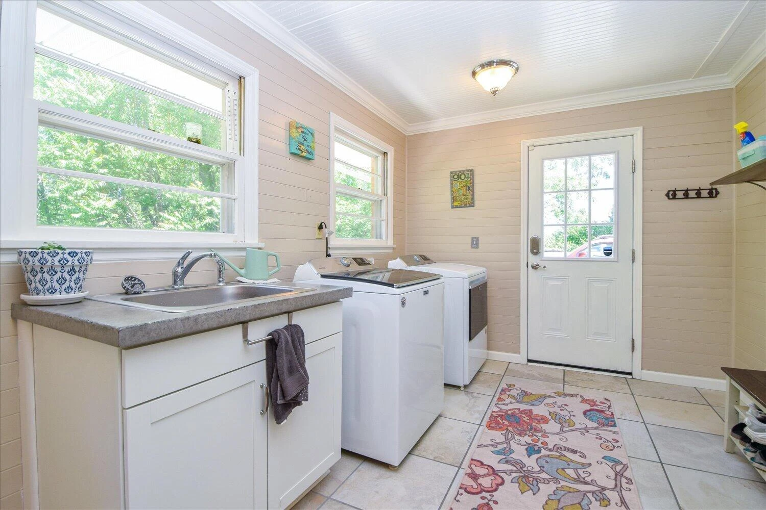 8029 Hilltop DR - Photo 21