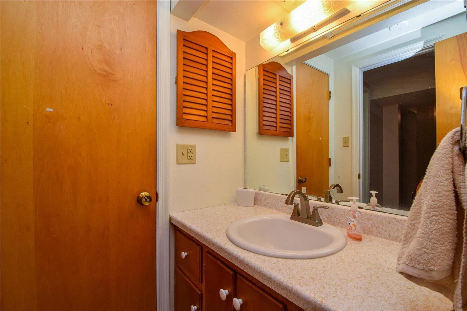 8029 Hilltop DR - Photo 34