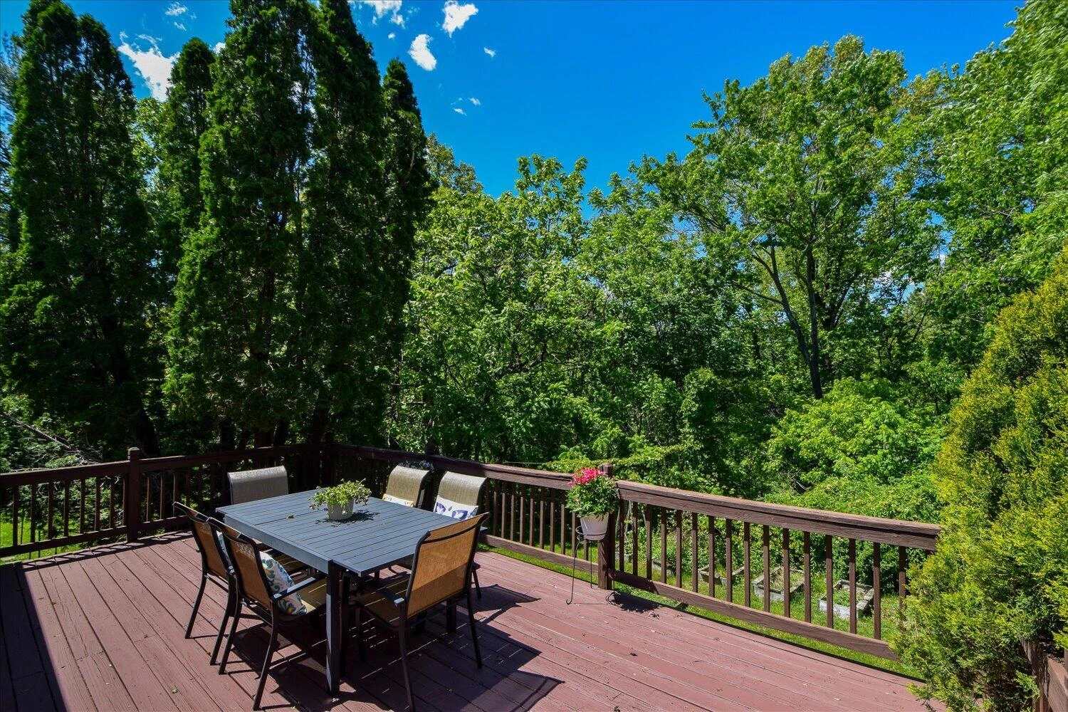 8029 Hilltop DR - Photo 41