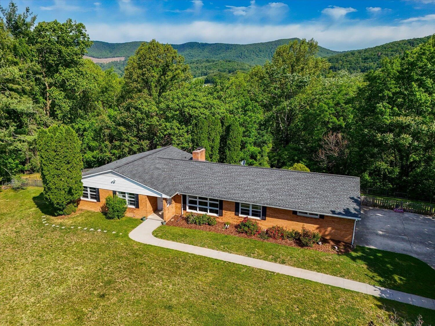 8029 Hilltop DR - Photo 42