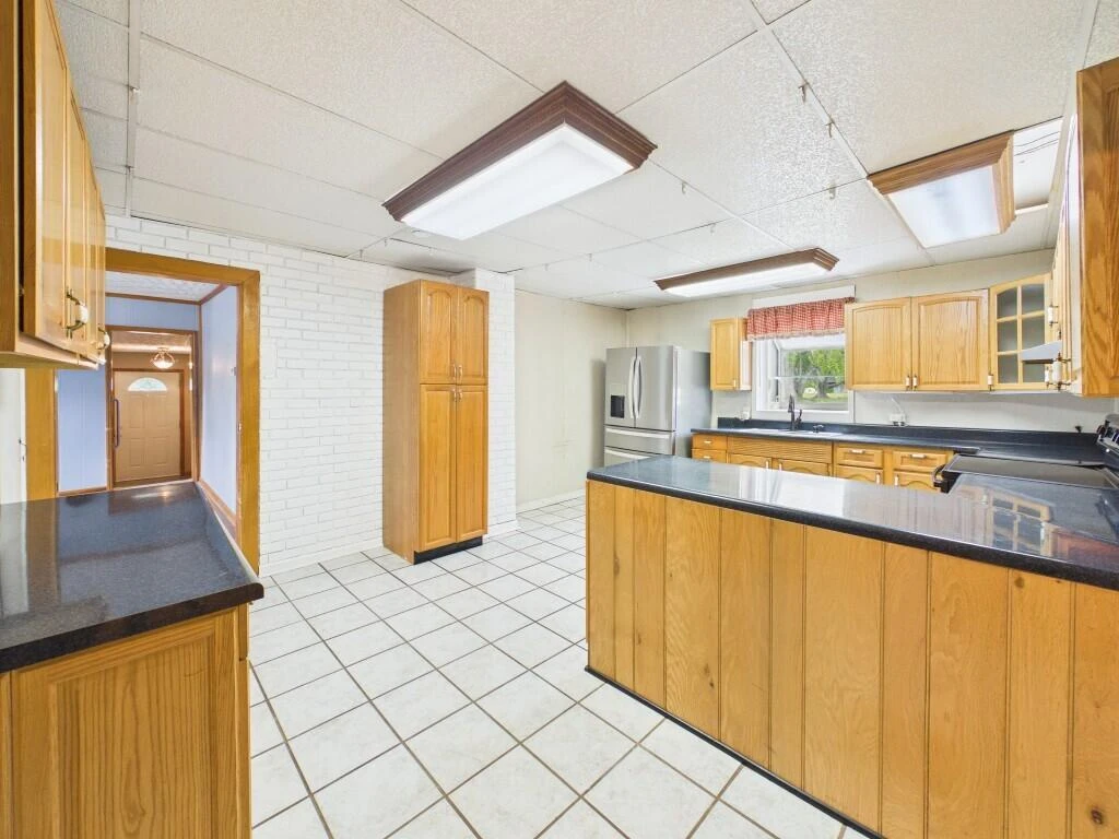 5833 Lyons RD - Photo 38