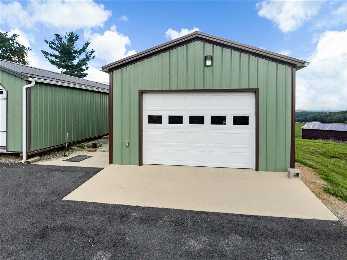 5833 Lyons RD - Photo 68