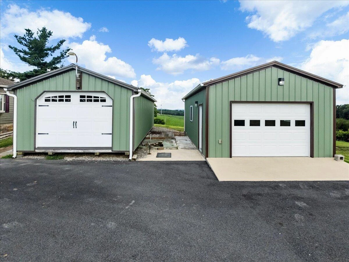 5833 Lyons RD - Photo 72