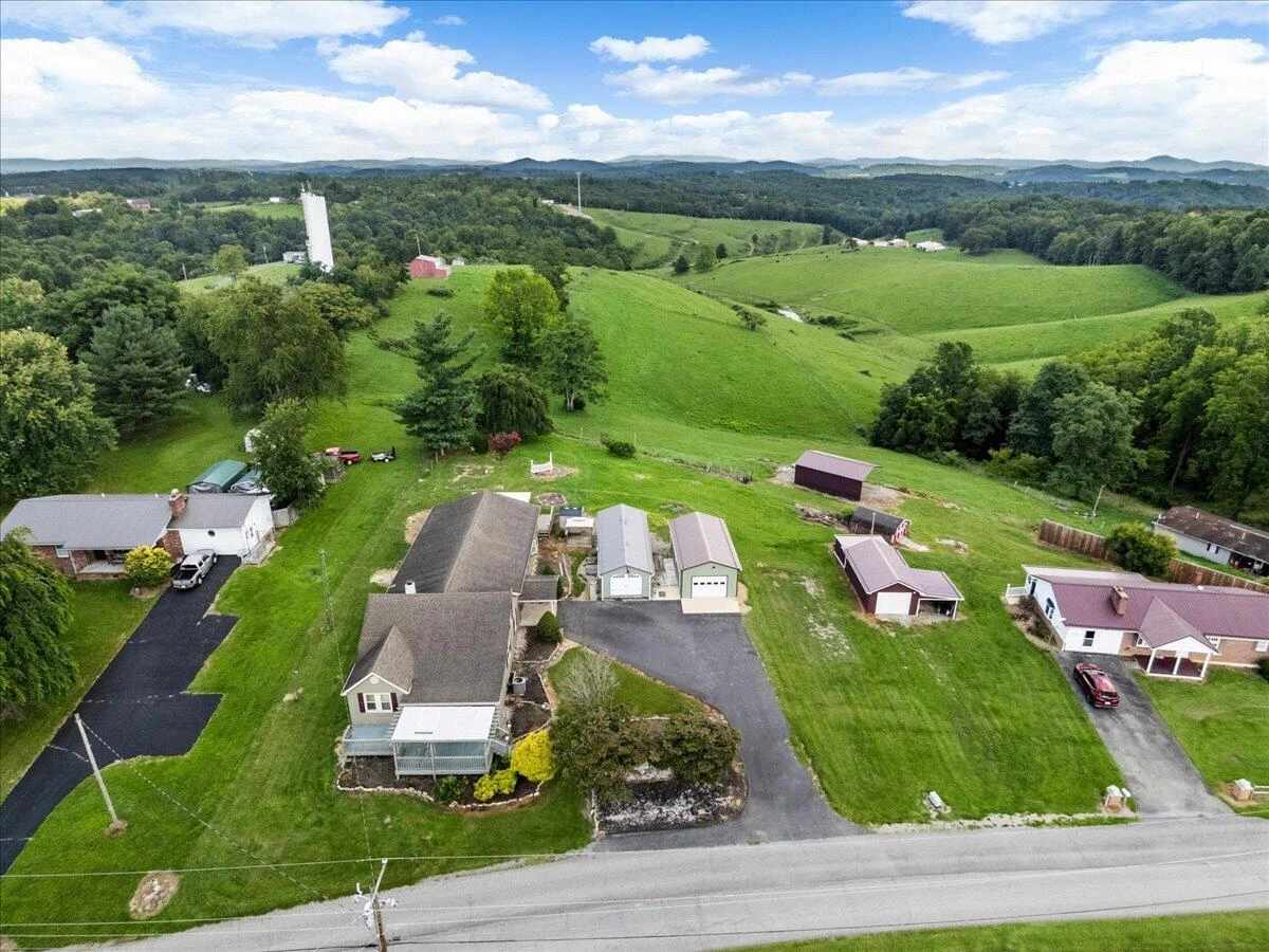 5833 Lyons RD - Photo 81
