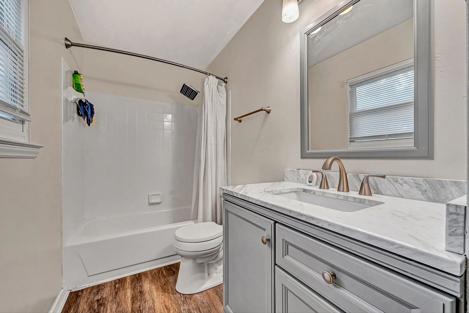 8127 Ashton LN - Photo 15
