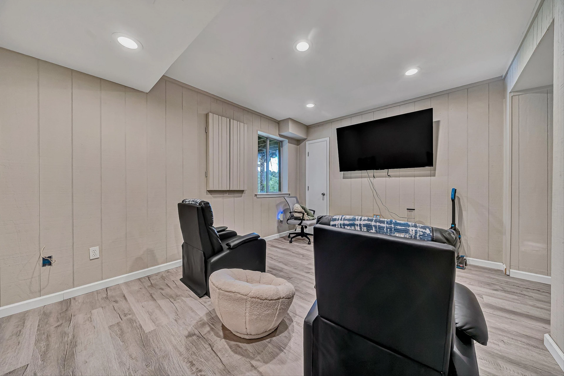 8127 Ashton LN - Photo 23