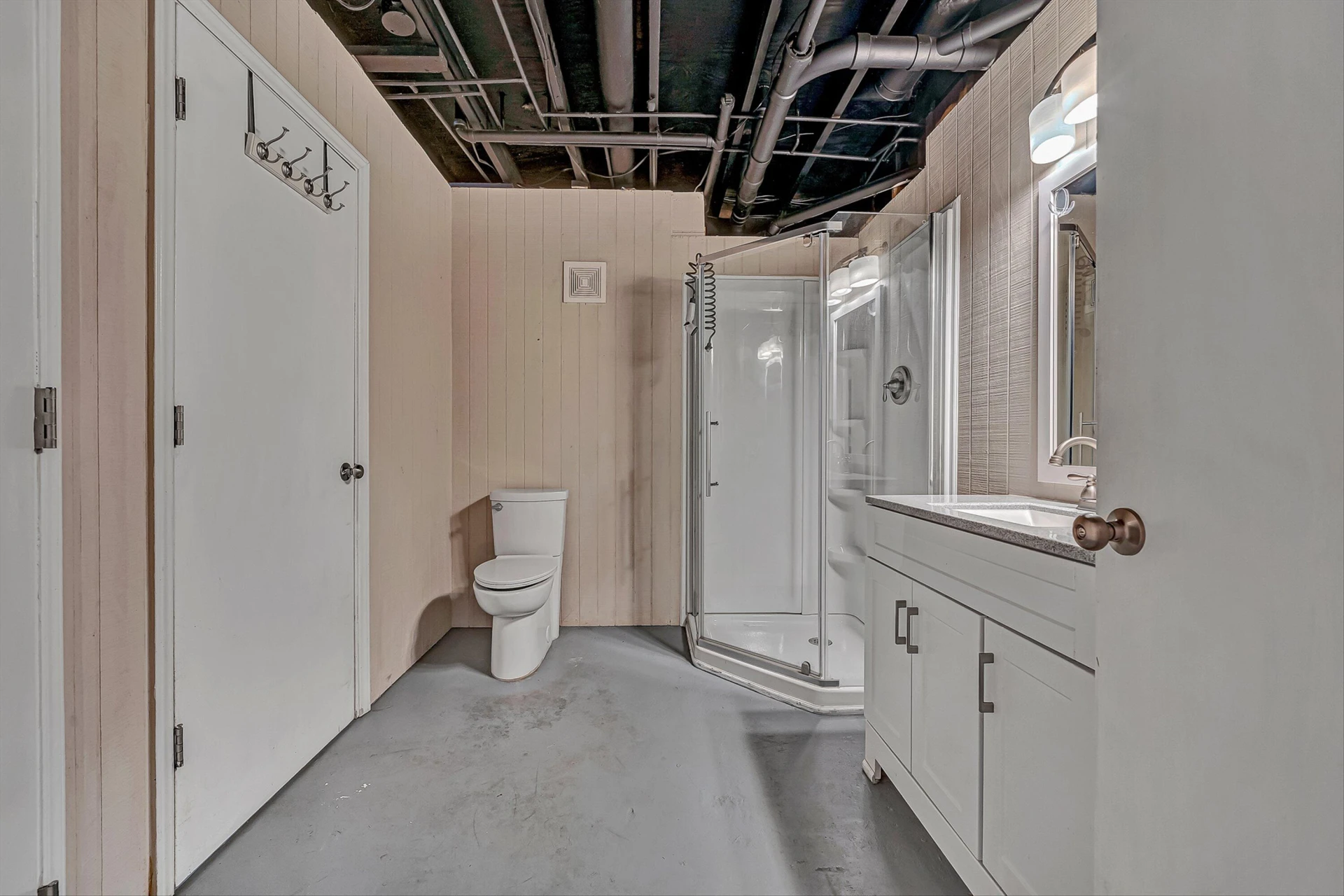 8127 Ashton LN - Photo 24