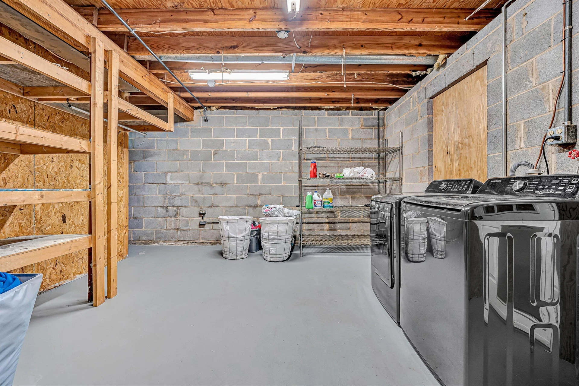 8127 Ashton LN - Photo 26