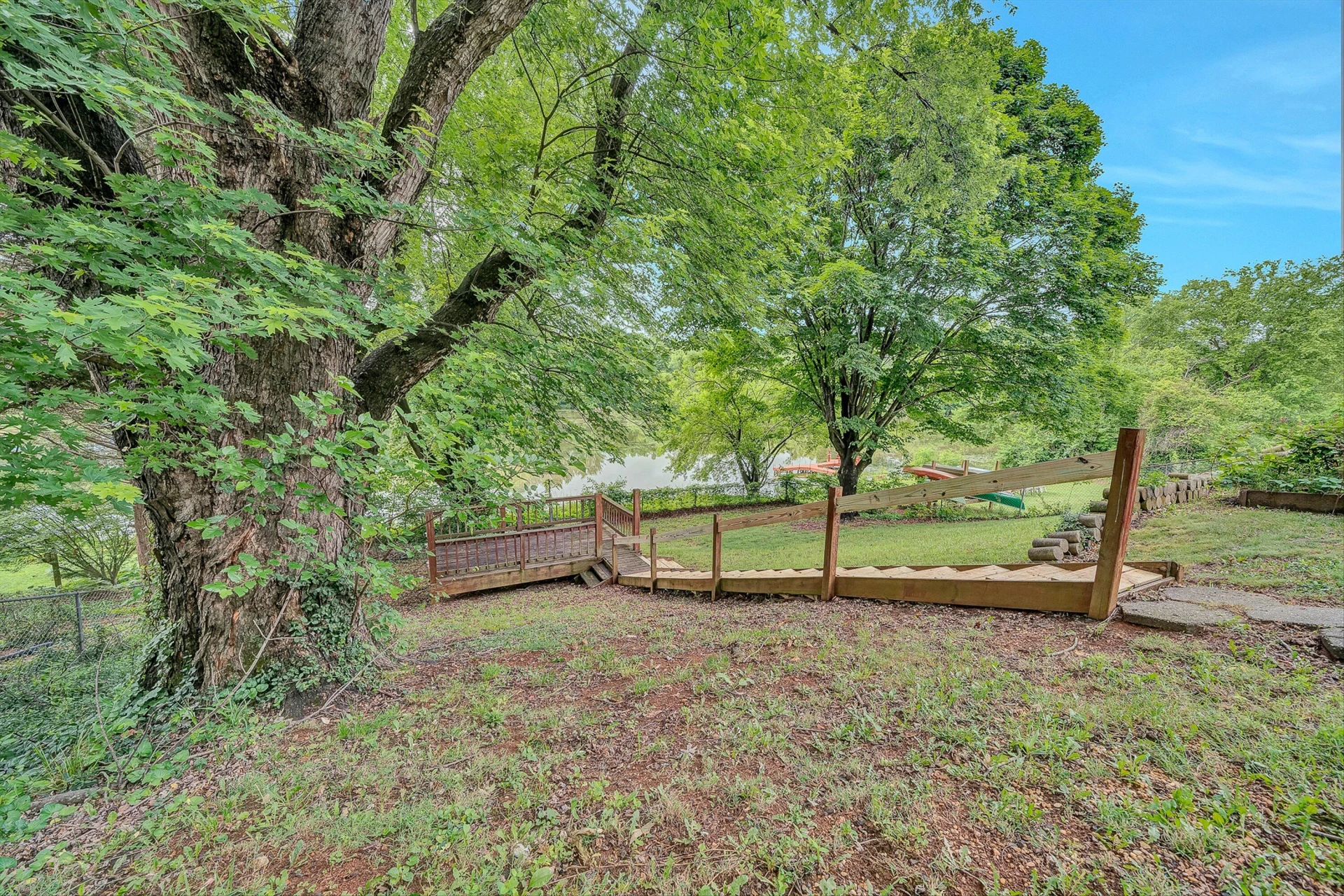 8127 Ashton LN - Photo 34
