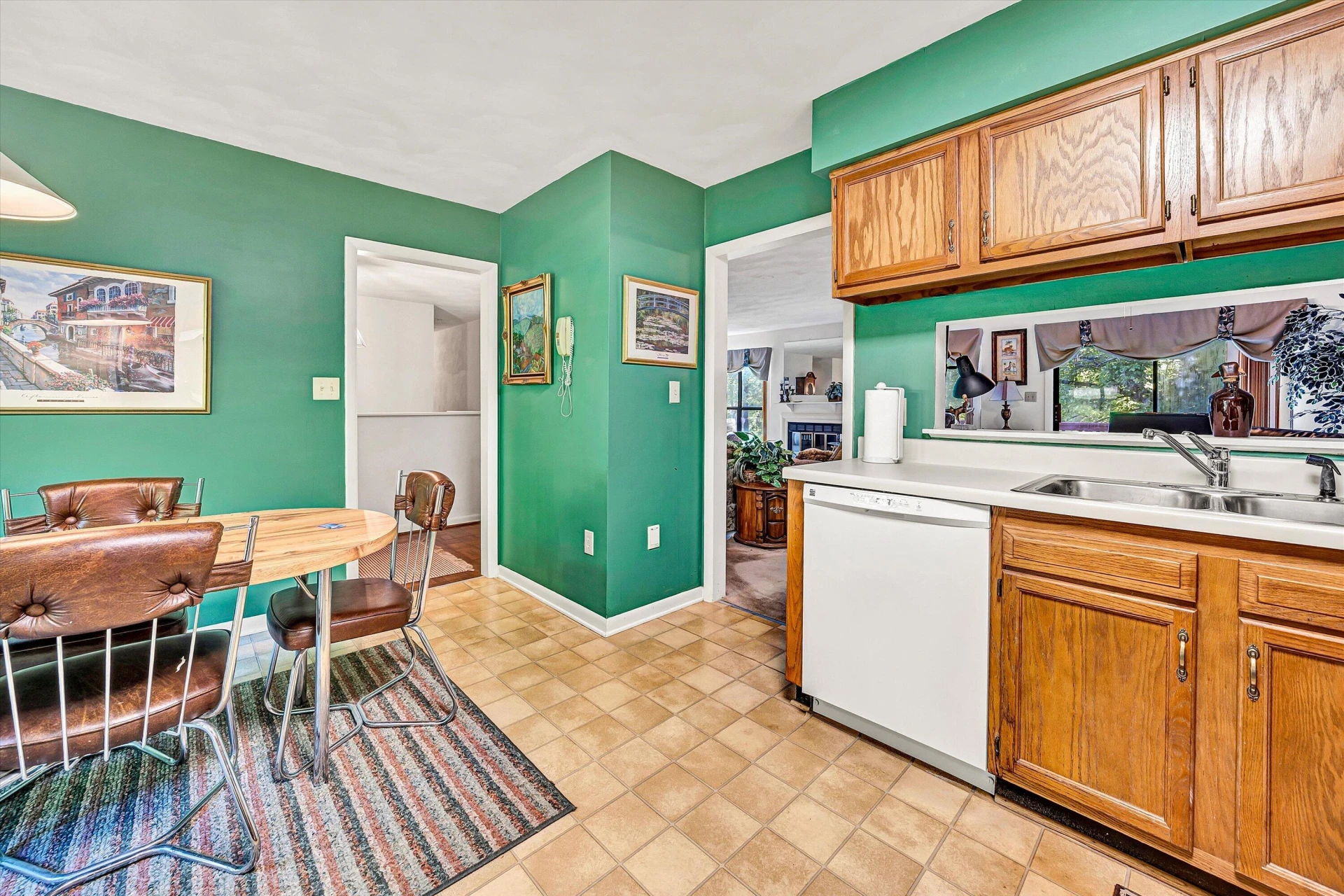 7480 Fernway DR - Photo 12