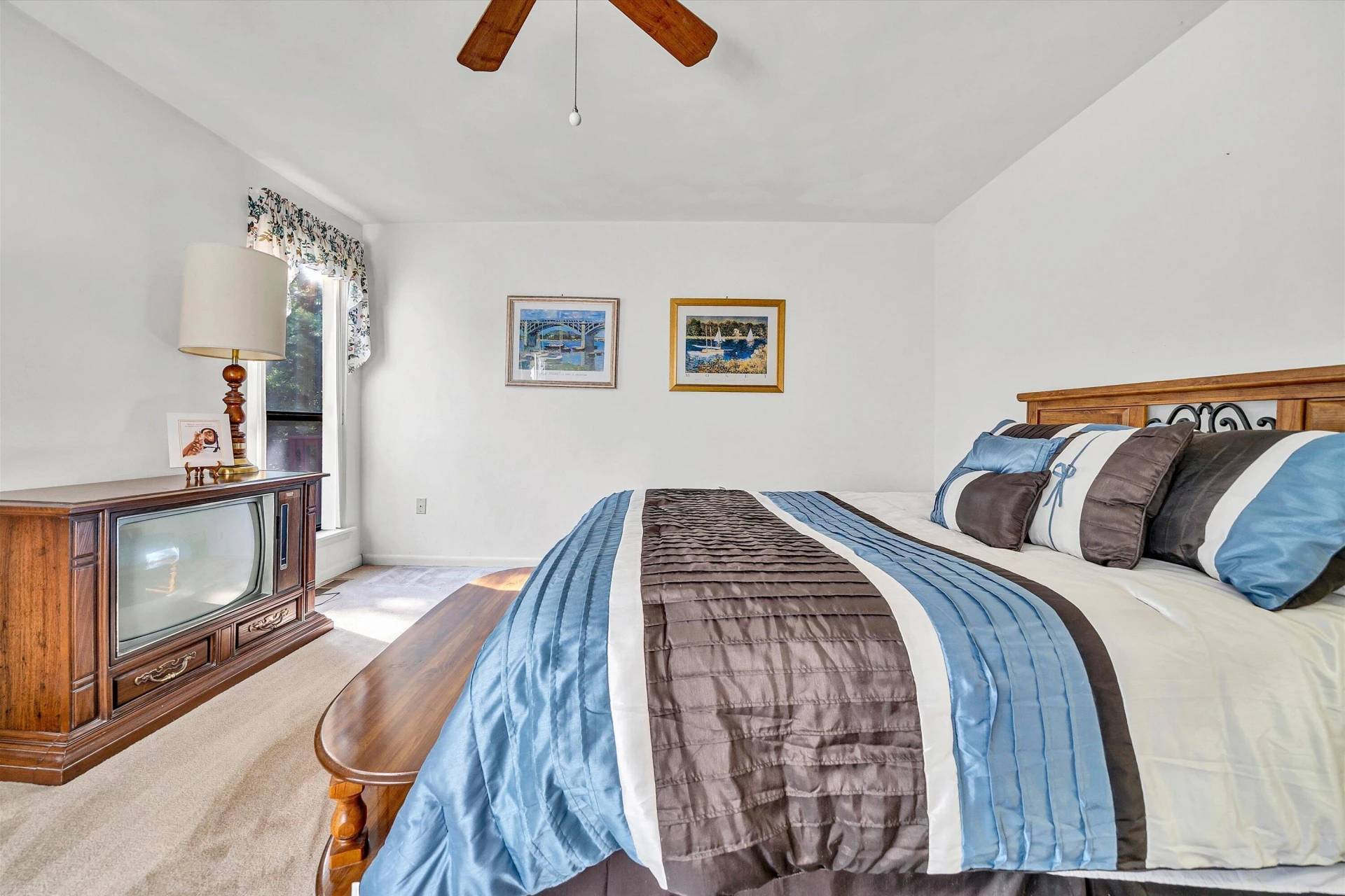 7480 Fernway DR - Photo 16