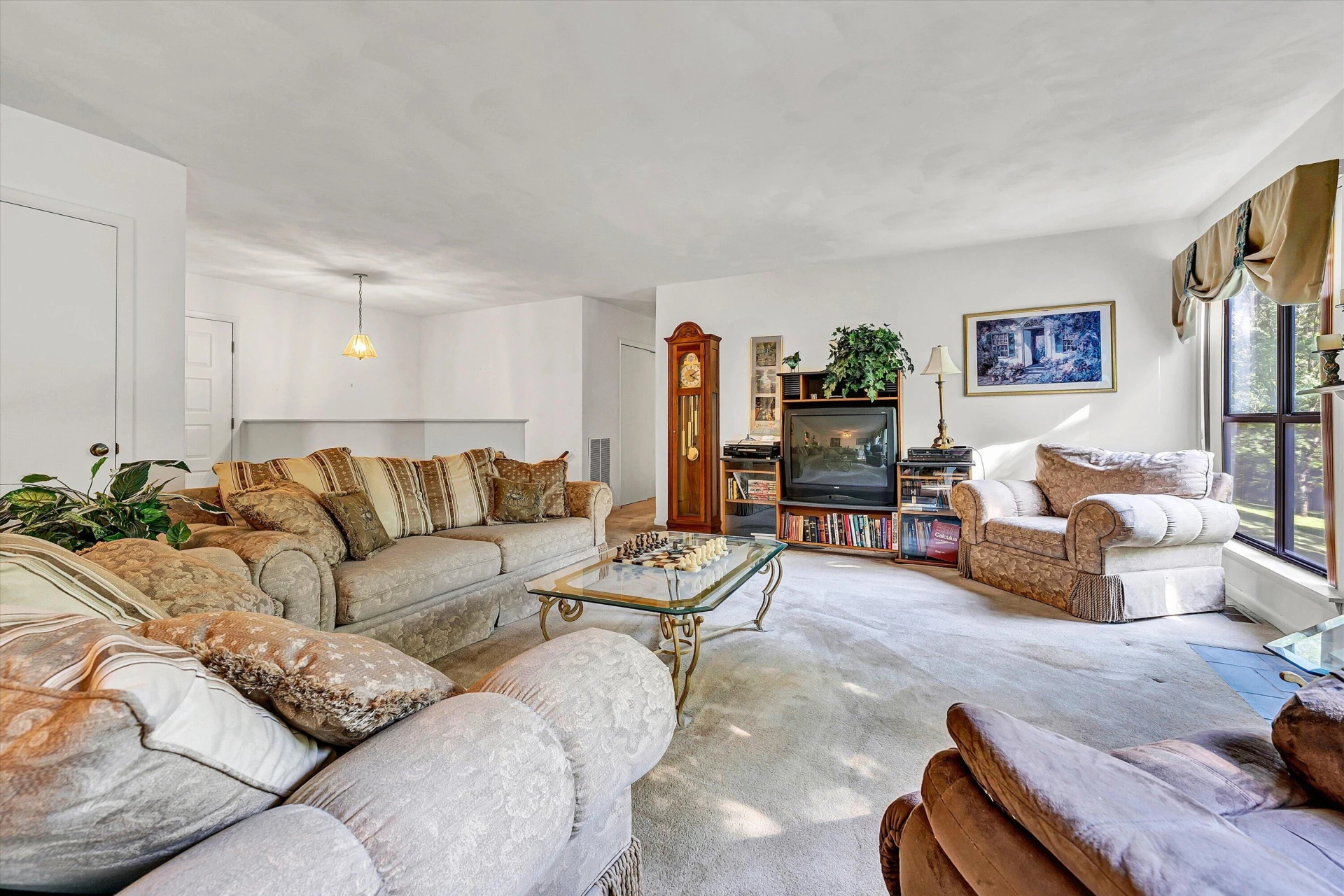 7480 Fernway DR - Photo 8