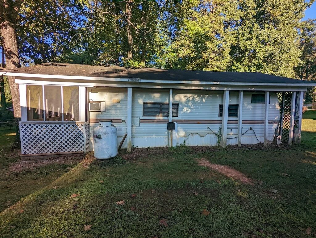 131 Terry LN SE - Photo 5