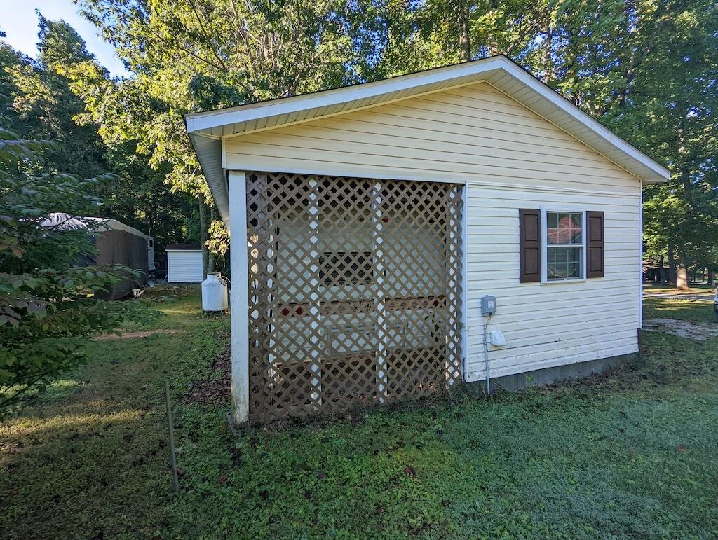 131 Terry LN SE - Photo 7