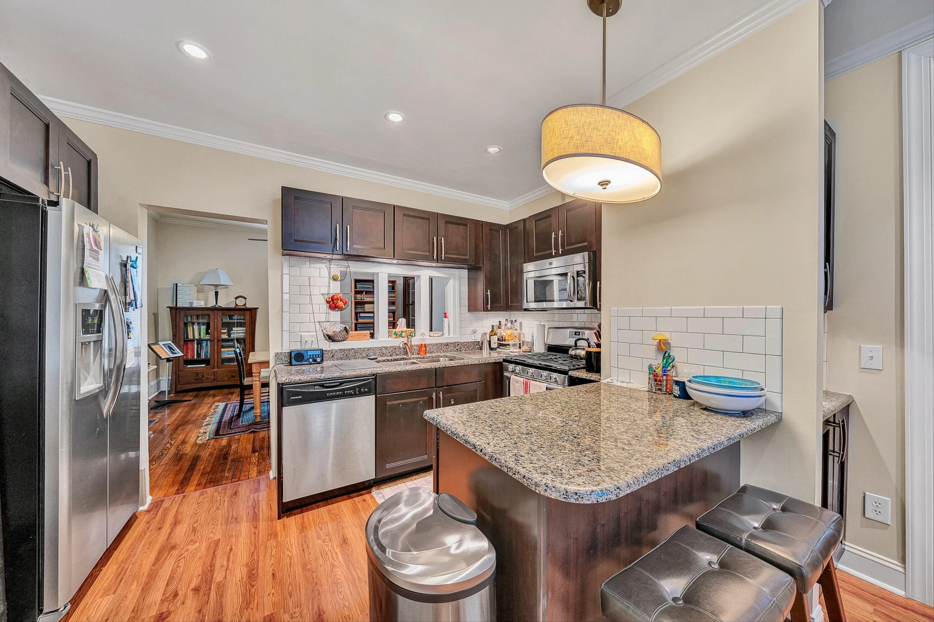 646 Elm AVE SW - Photo 18