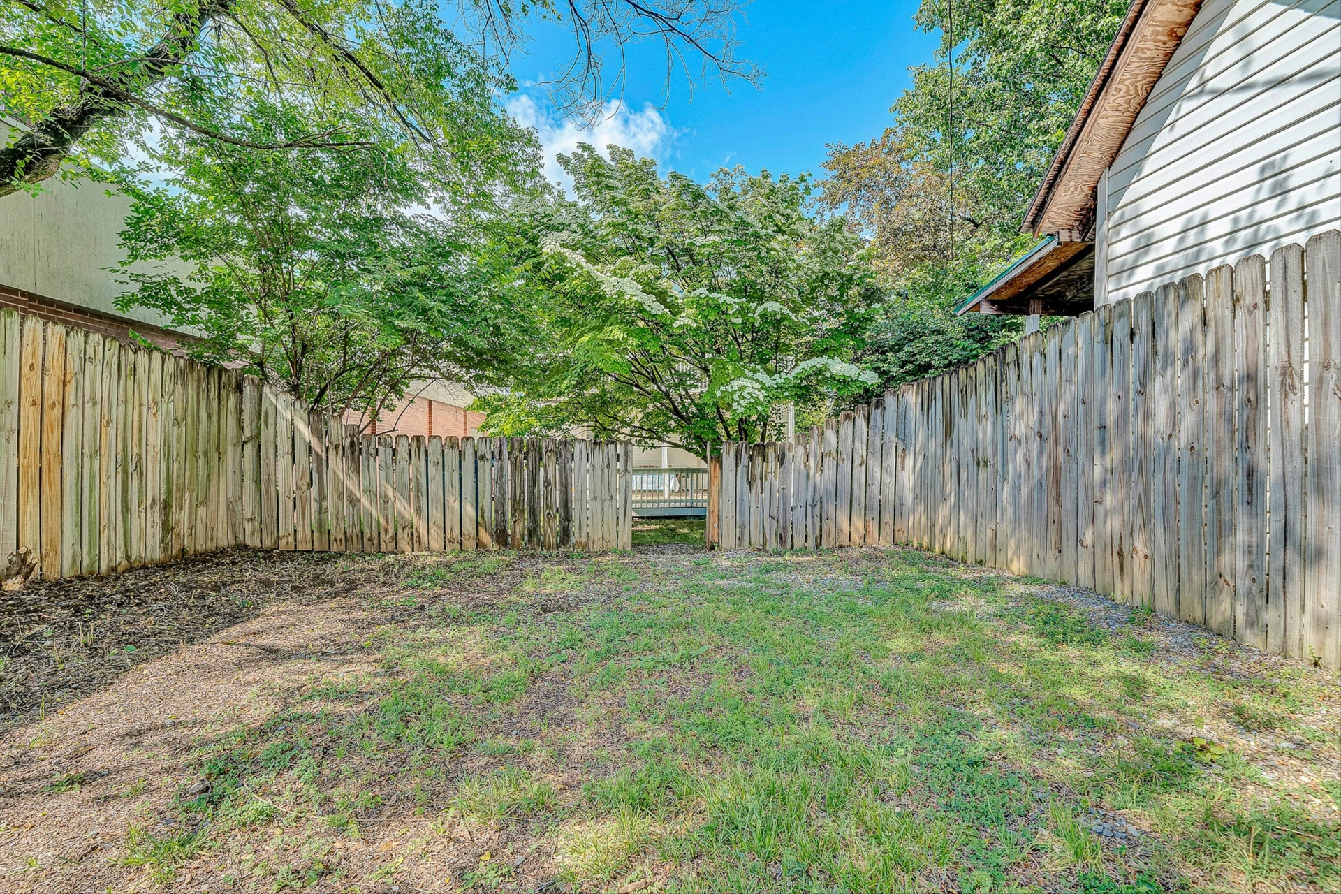 646 Elm AVE SW - Photo 44