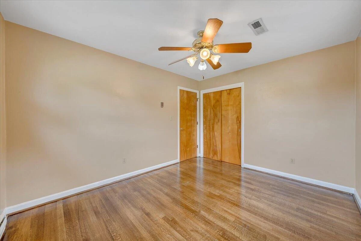 4948 N Lake DR - Photo 24