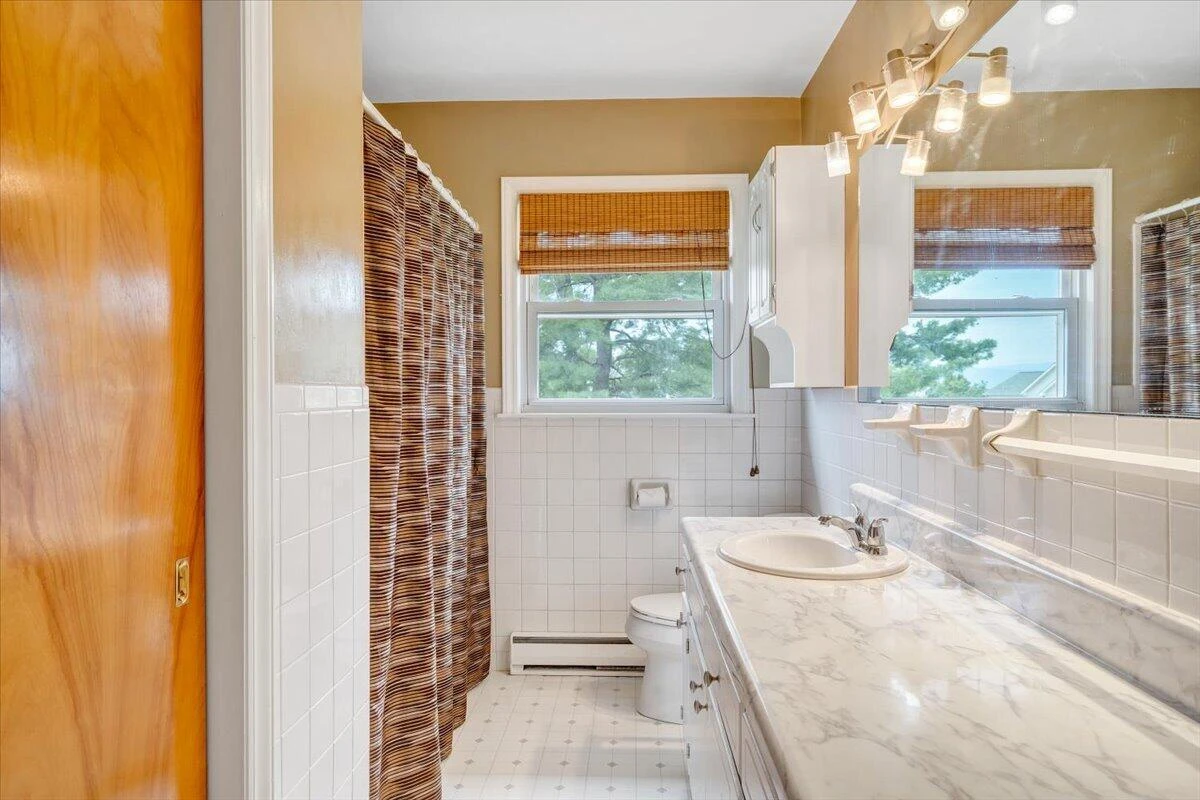 4948 N Lake DR - Photo 27