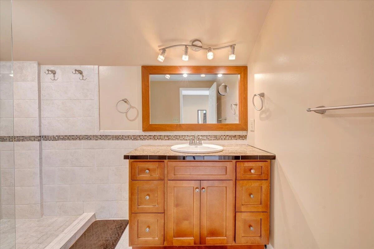 4948 N Lake DR - Photo 42