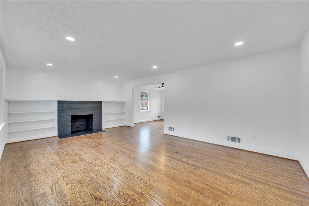 425 Idaho ST - Photo 5