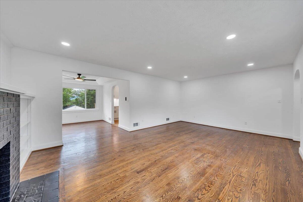 425 Idaho ST - Photo 9