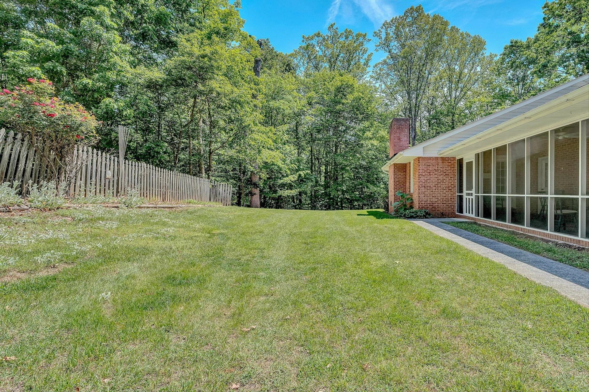 206 Brookledge DR - Photo 43