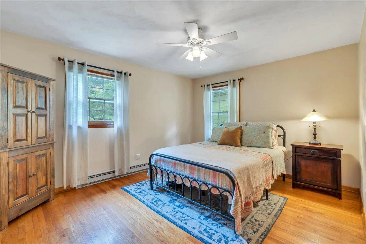811 Arcadia RD - Photo 14