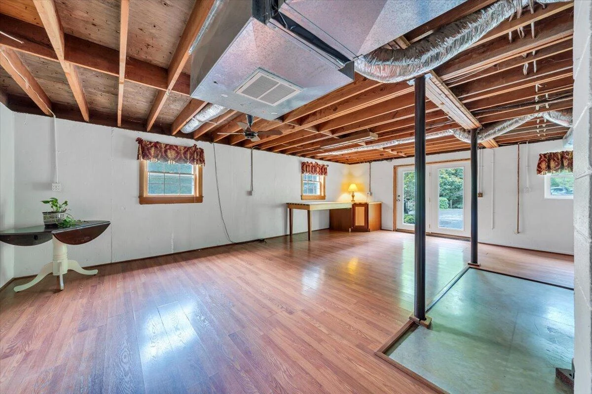 811 Arcadia RD - Photo 22