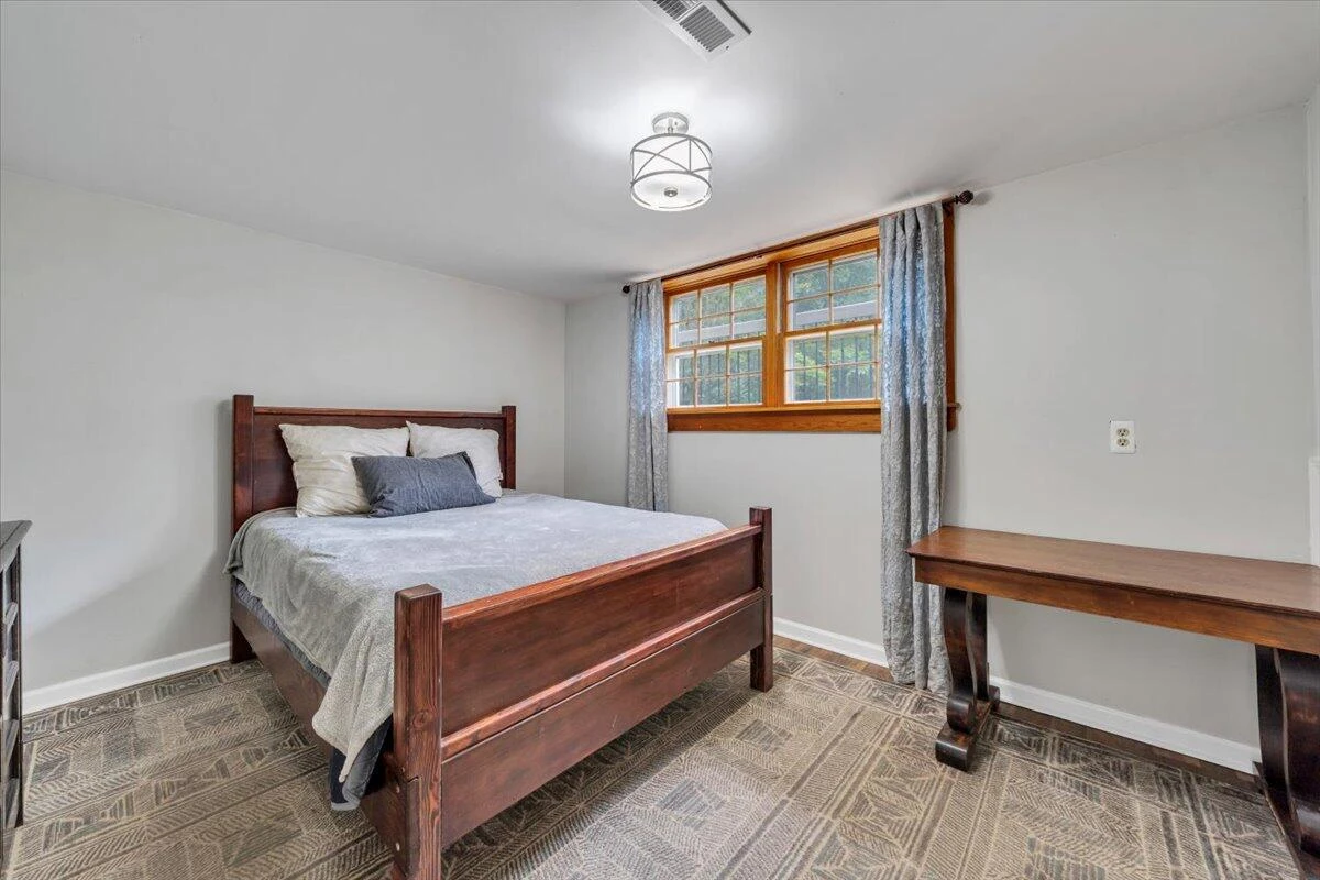 811 Arcadia RD - Photo 26