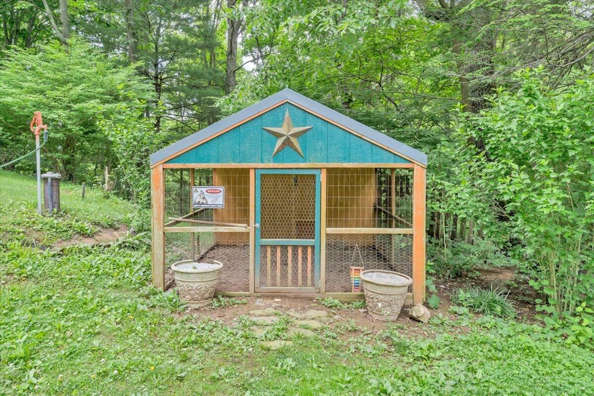 811 Arcadia RD - Photo 38