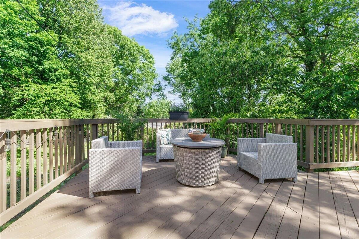 2529 Derwent DR SW - Photo 10