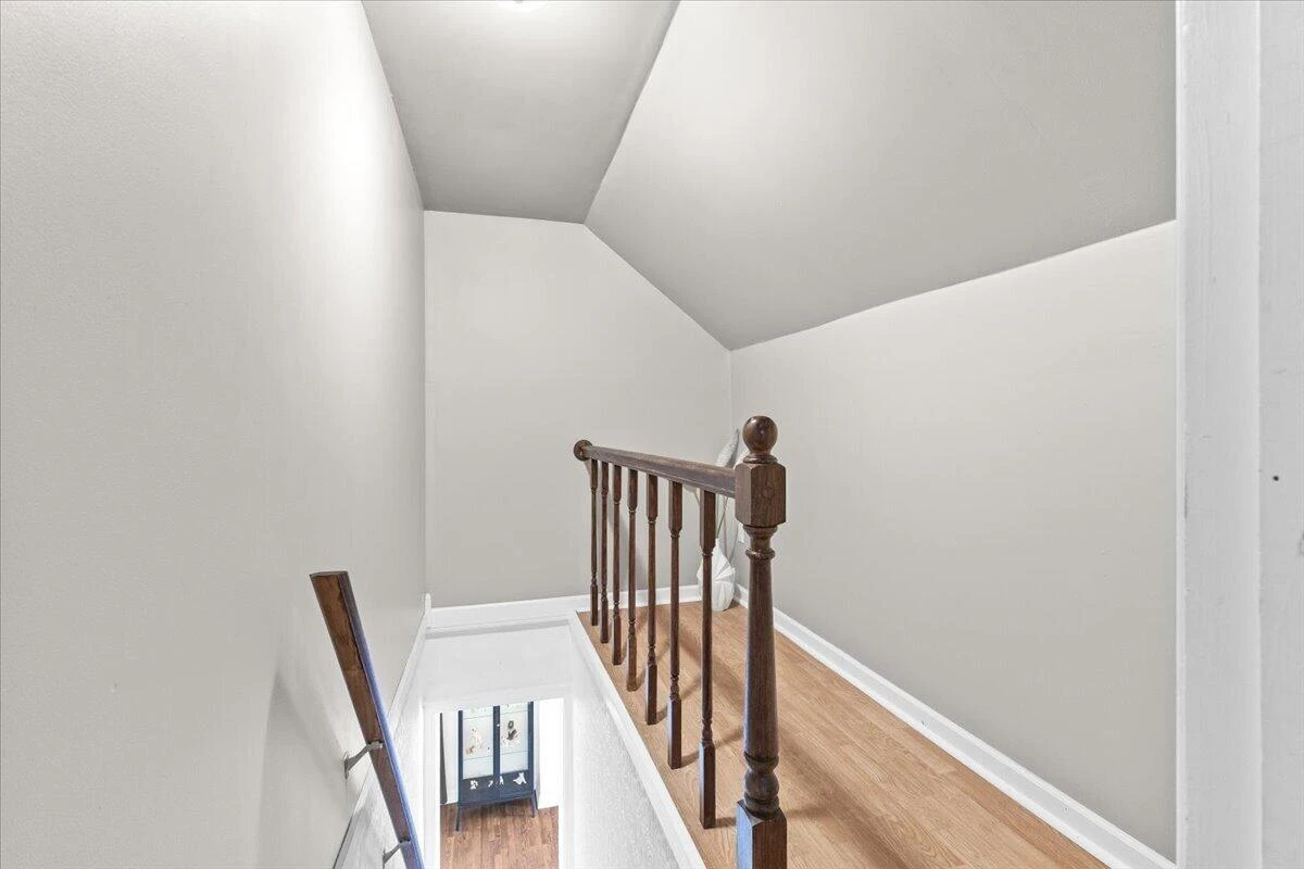 2529 Derwent DR SW - Photo 27