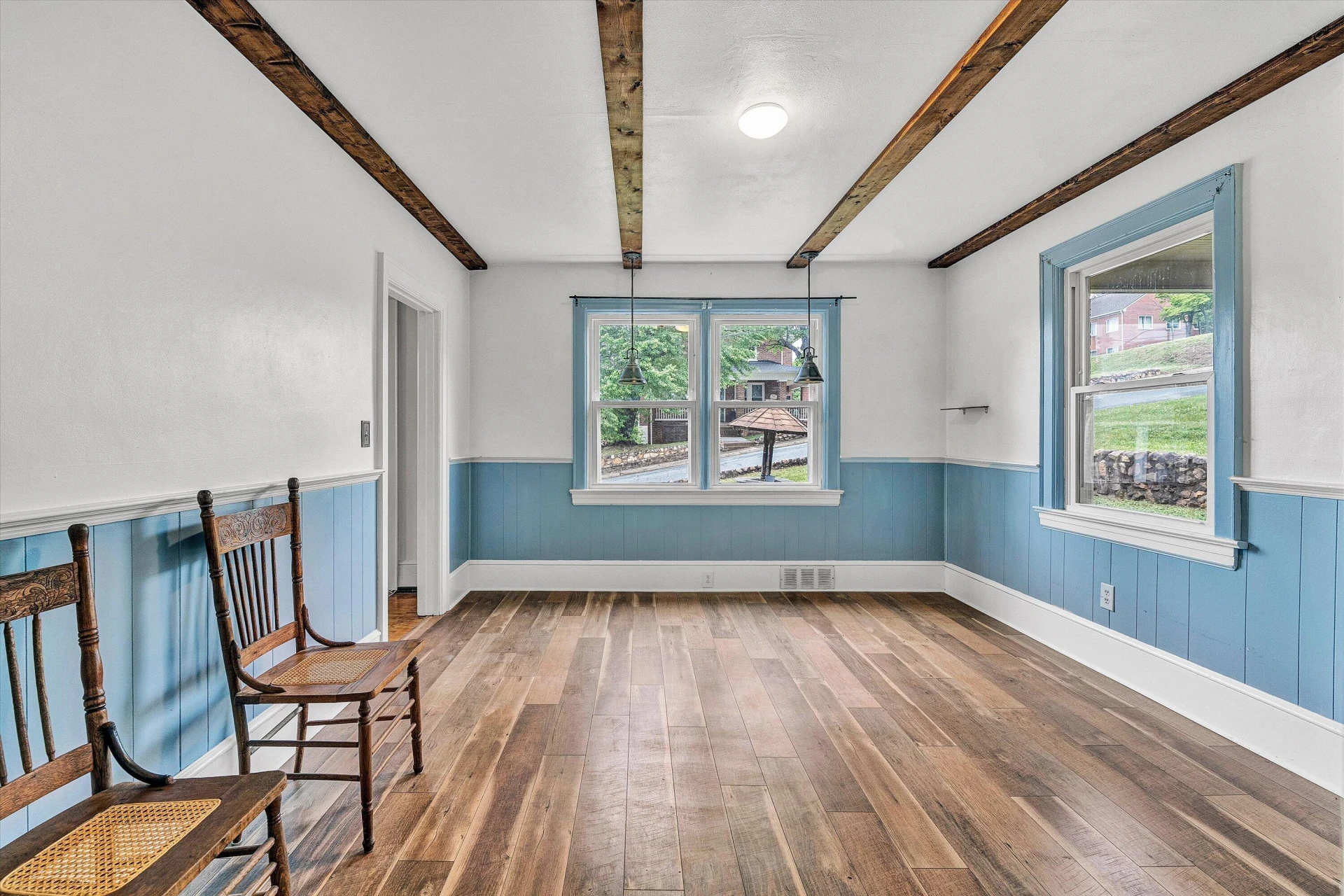 114 W CHURCH ST - Photo 15