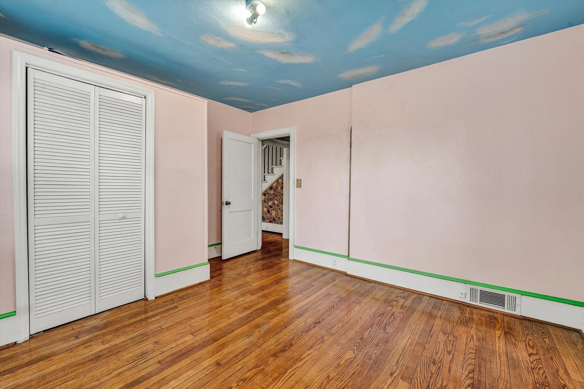 114 W CHURCH ST - Photo 22