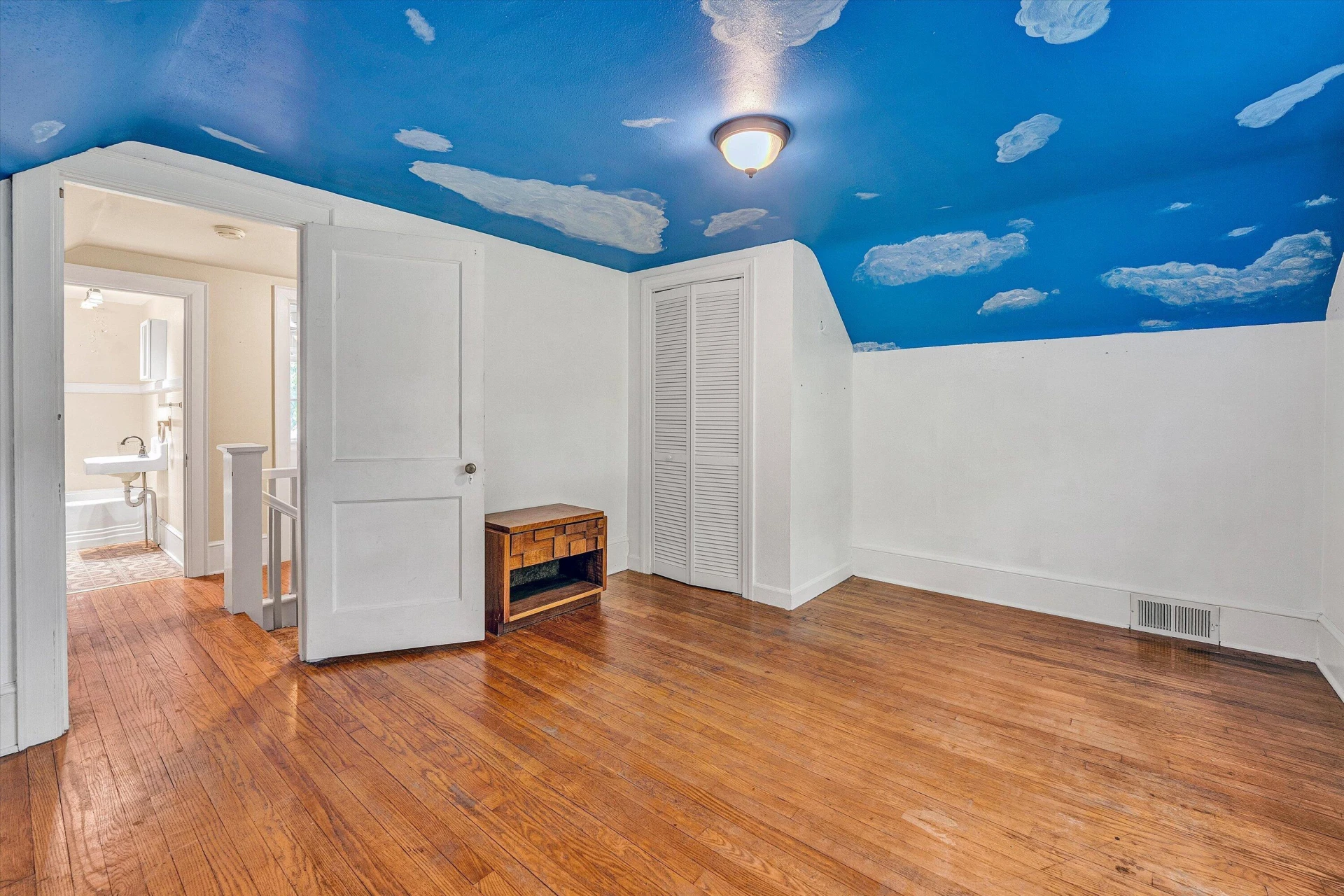 114 W CHURCH ST - Photo 24