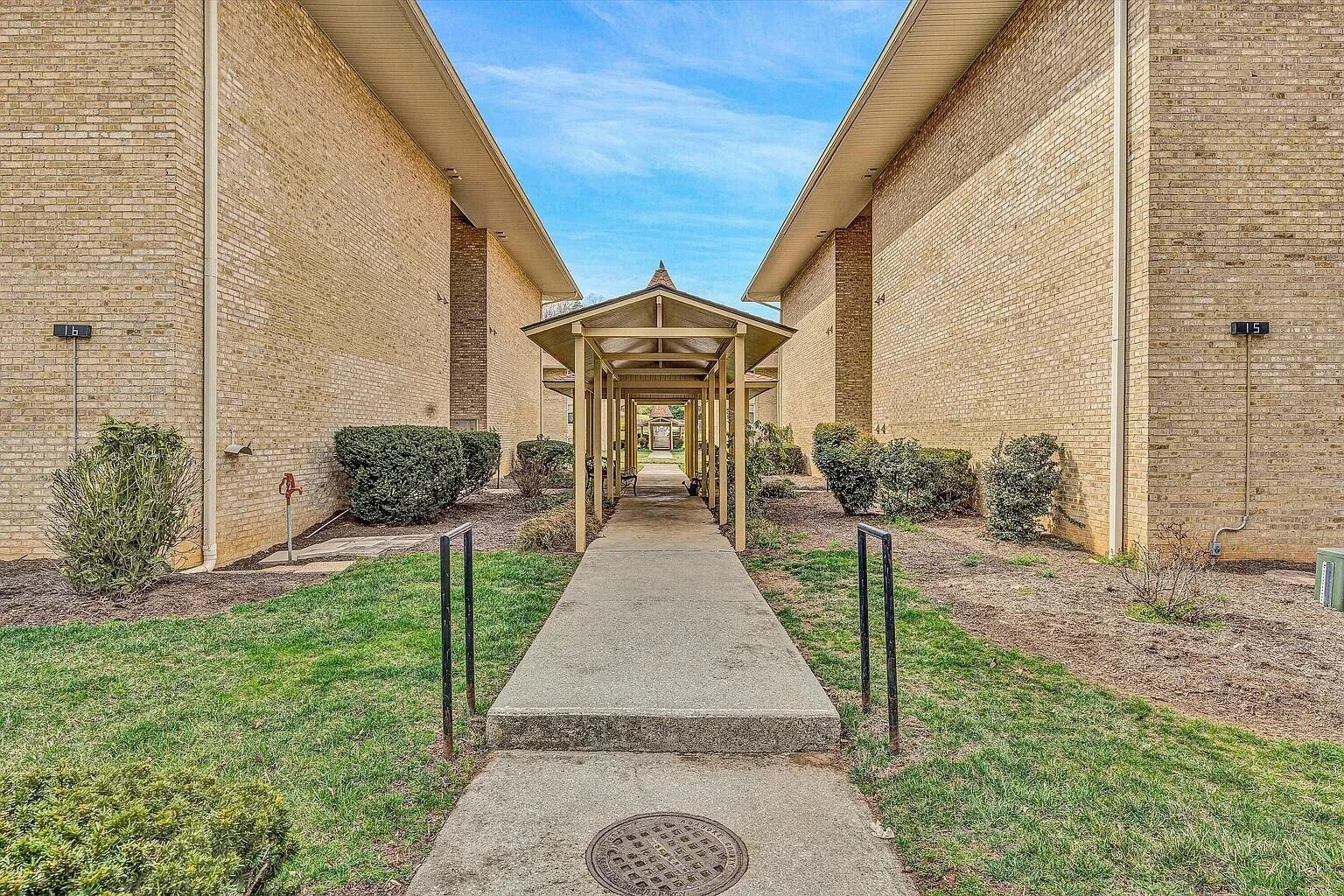 5260 Crossbow CIR #15C - Photo 16