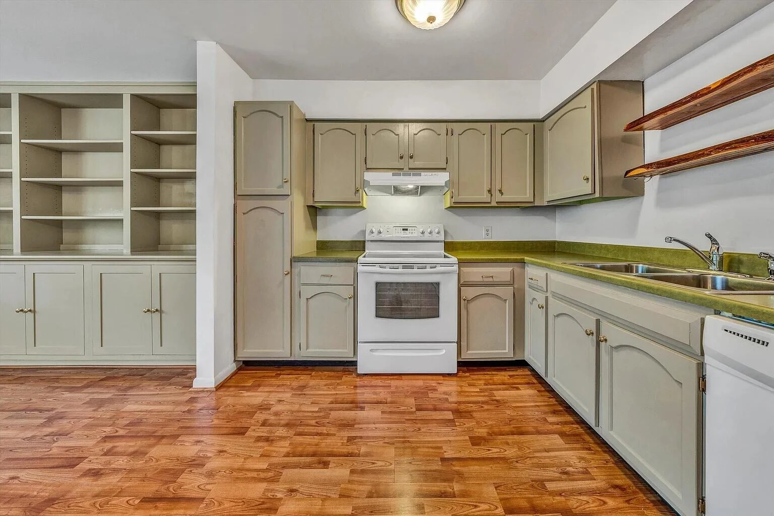 5260 Crossbow CIR #15C - Photo 5