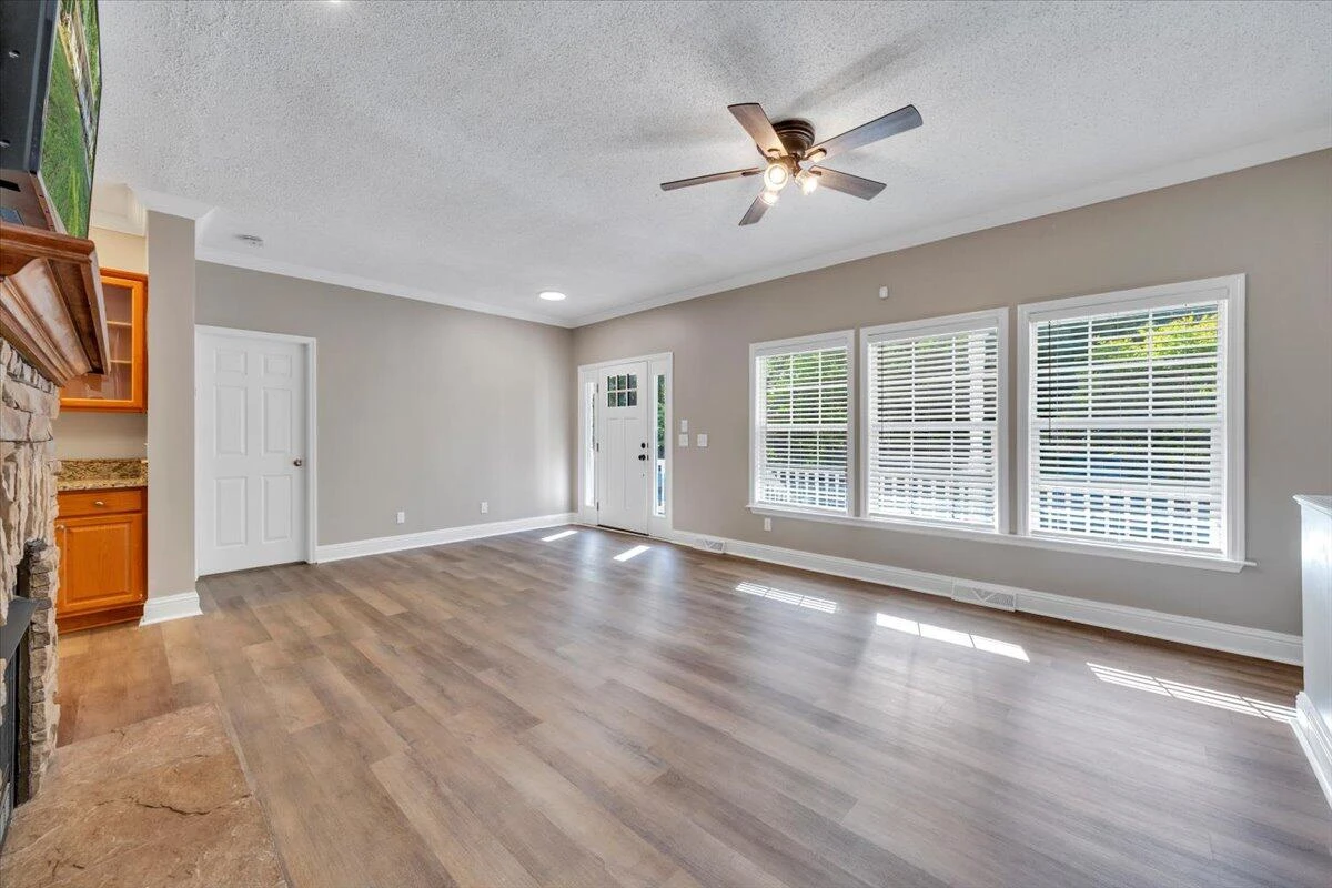 1044 Striper CT - Photo 12