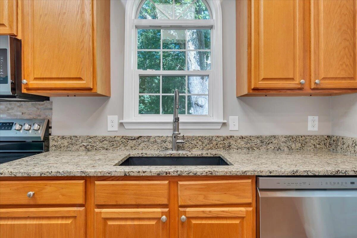 1044 Striper CT - Photo 17