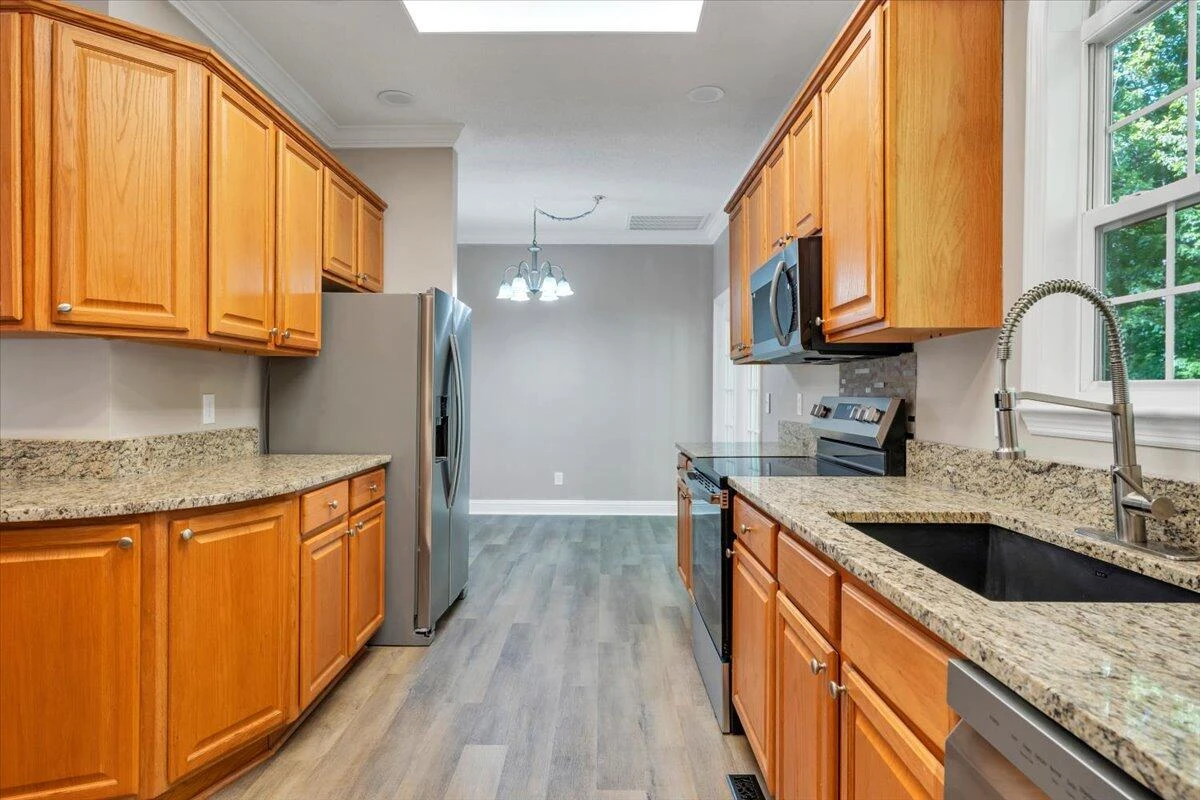 1044 Striper CT - Photo 18