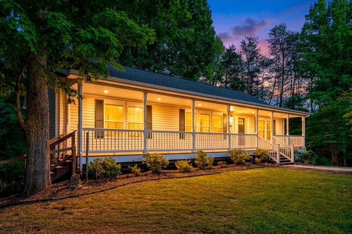 1044 Striper CT - Photo 2