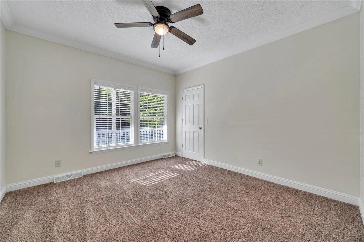 1044 Striper CT - Photo 27