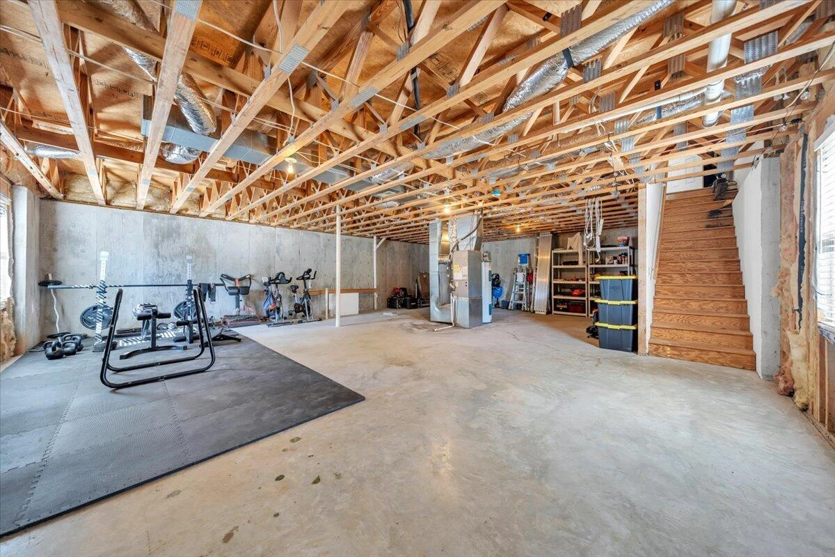 1611 Barton ST SE - Photo 17