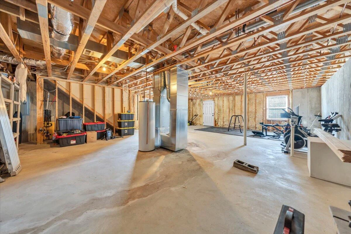 1611 Barton ST SE - Photo 18