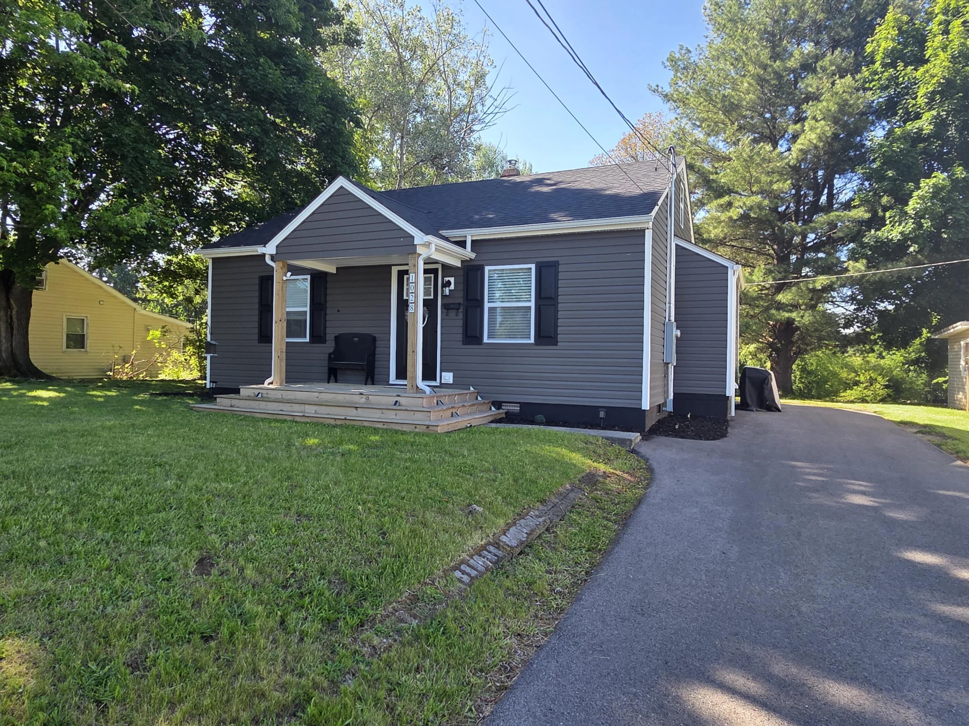 1028 Carson ST - Photo 28