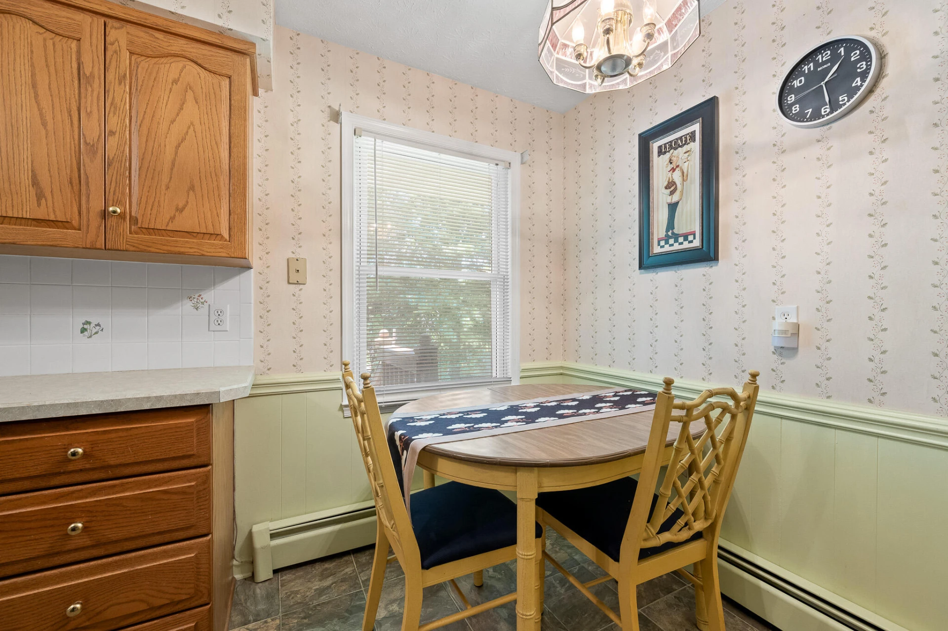 1533 Oakwood ST - Photo 20