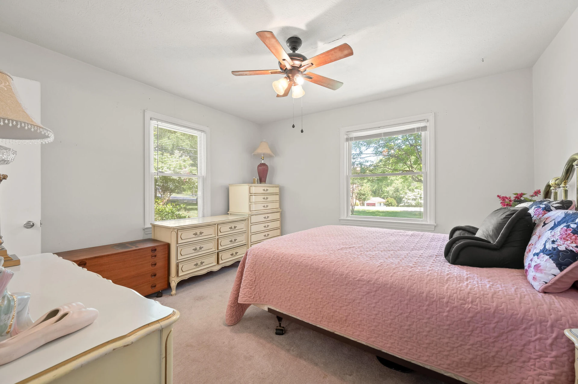 1533 Oakwood ST - Photo 25