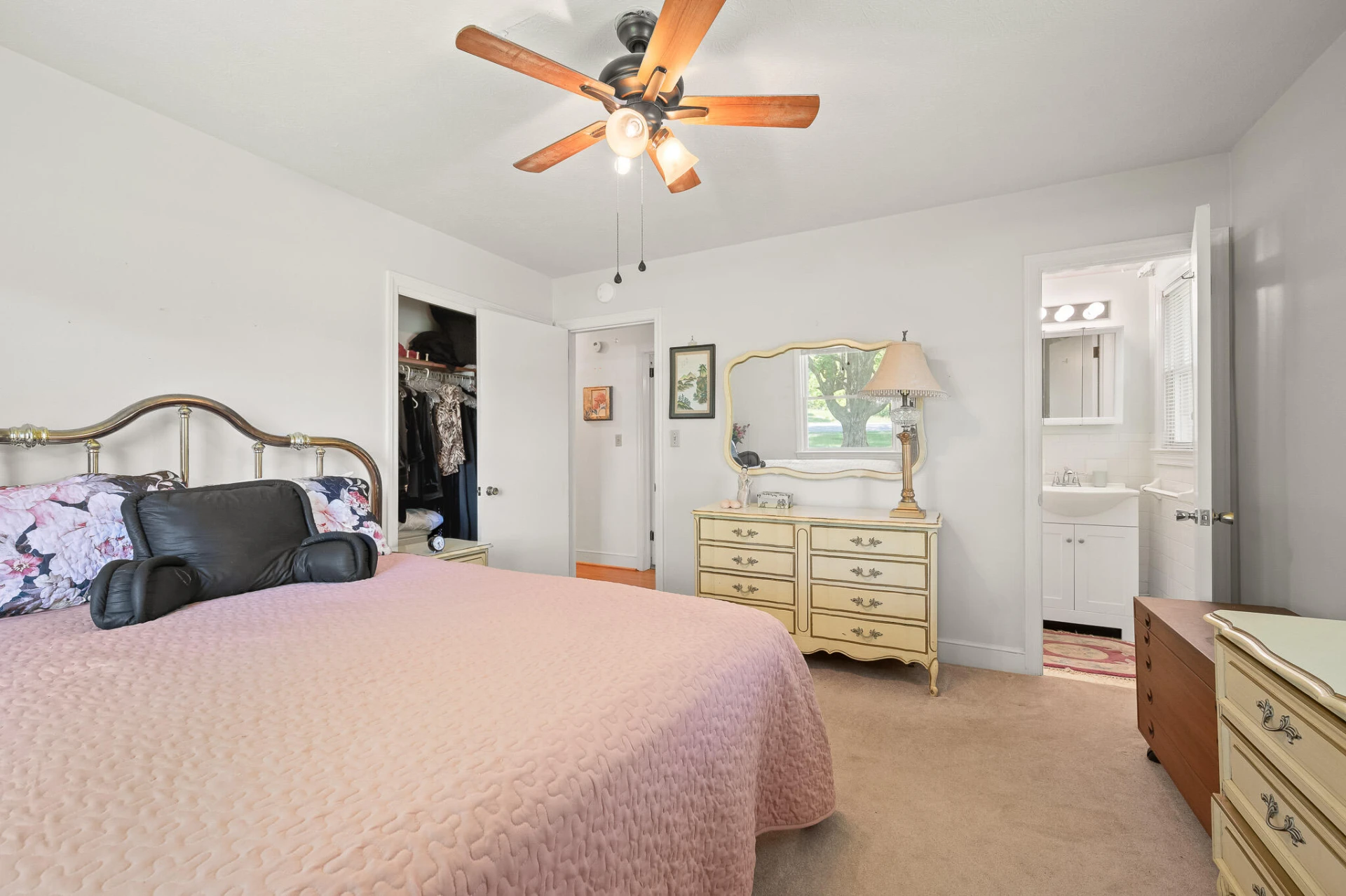 1533 Oakwood ST - Photo 26
